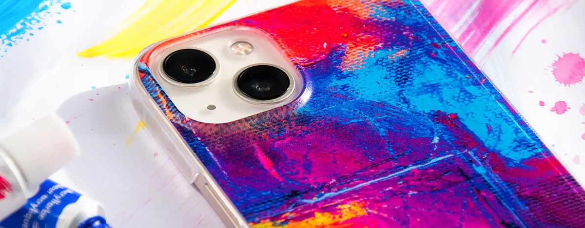 Back printed hard cases in everyday use