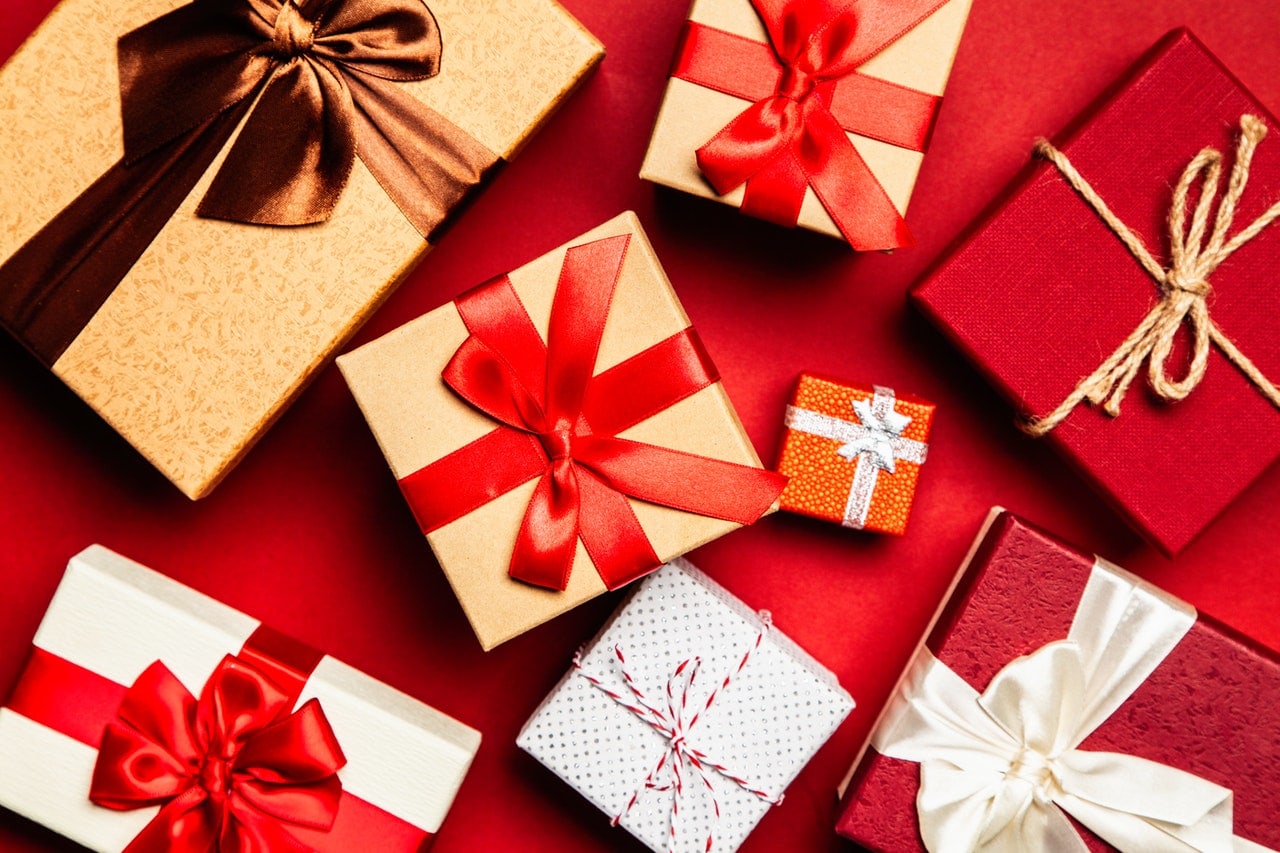 Christmas presents deadline