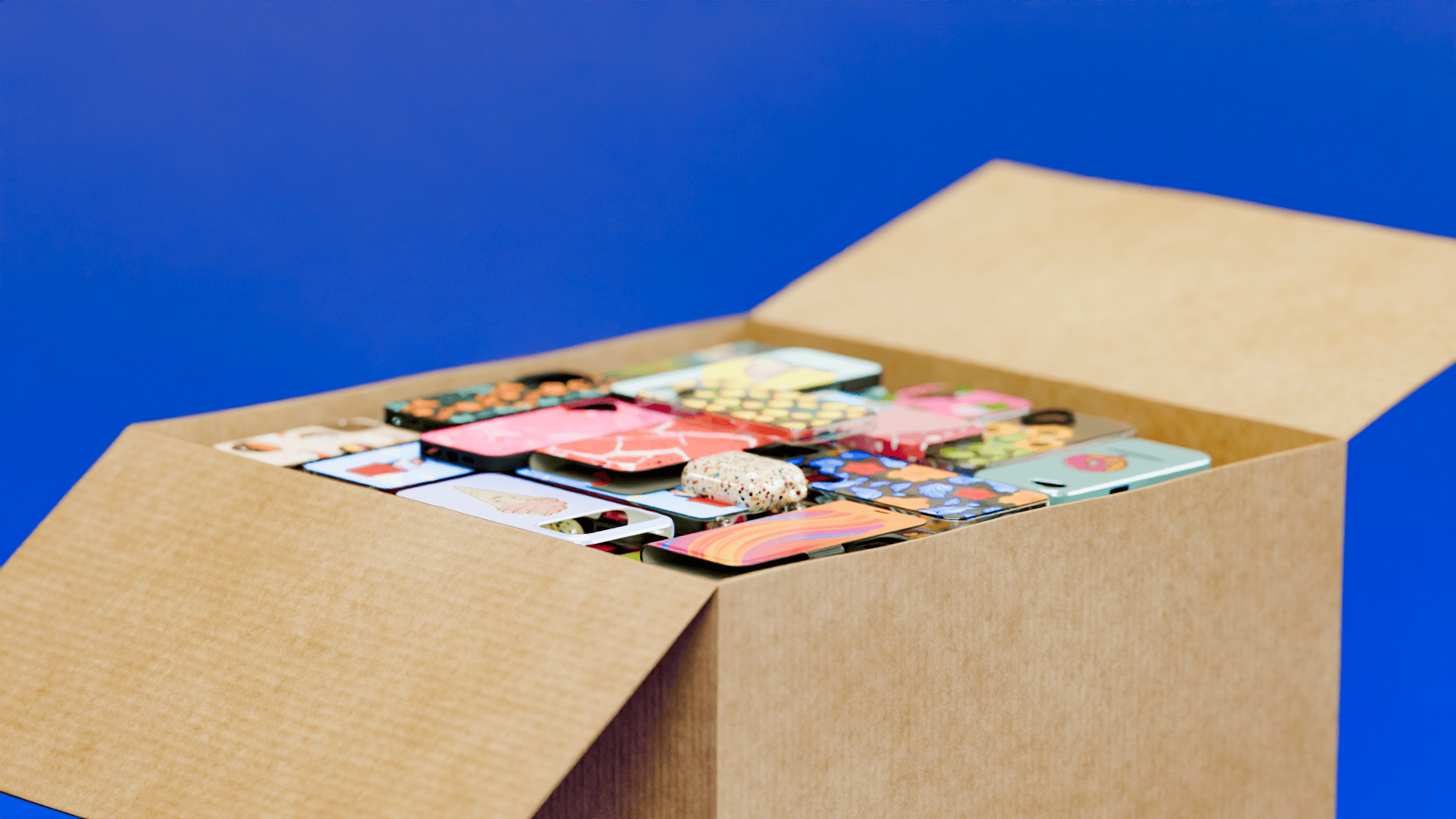 Box w_ cases – Michel V3 (1) Shipping US continues